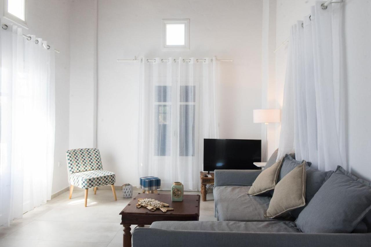 Glamorous 2br In Ornos With Amazing Sea View!